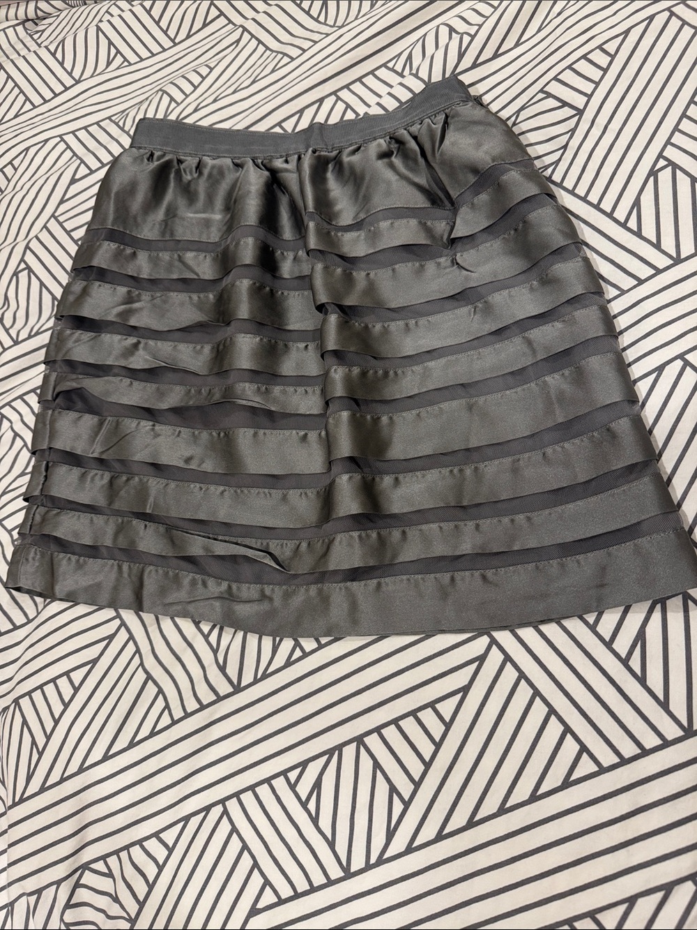 Club Monaco Silver Silk Tiered Skirt